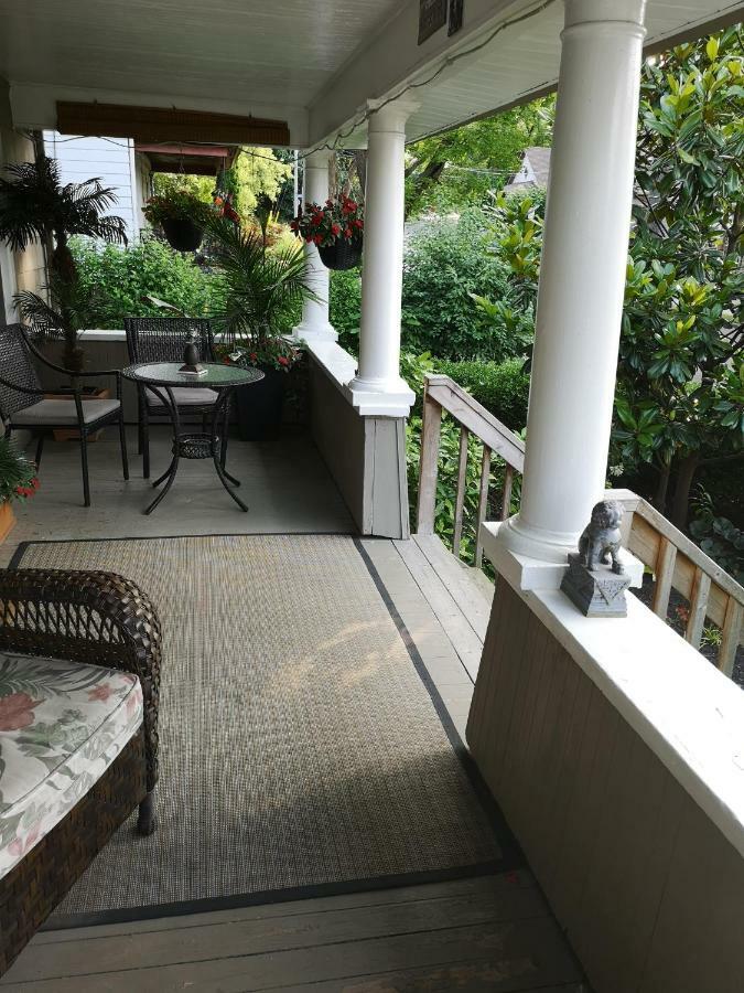 Your Oasis In Niagara Falls Canada Εξωτερικό φωτογραφία