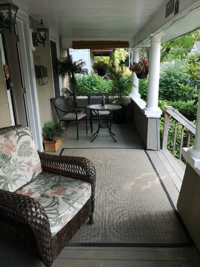 Your Oasis In Niagara Falls Canada Εξωτερικό φωτογραφία